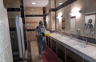 Karabük Üniversitesi’nde 3 gün dezenfekte çalışması...