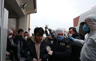 Karantinada hakaret içerikli yayın yapan 3 öğrenci...