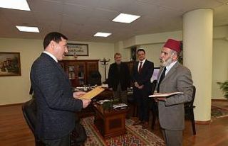 Karatay Belediyesinden vatandaşla ve personeline...