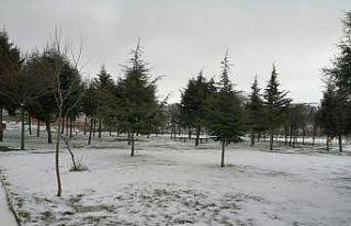 Karbasan köyünde kar eksik olmuyor