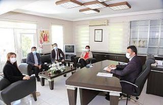 Kaş’ta koronavirüs konulu toplantı yapıldı