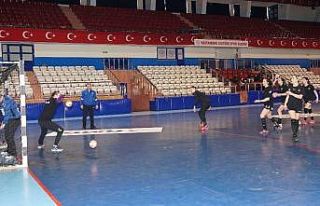 Kastamonu Belediyespor, Macaristan’a hareket etti