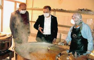 Kaymakam Mutlu’dan aşevinde hijyen incelemesi