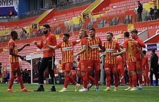 Kayserispor 71 değişiklik yaptı