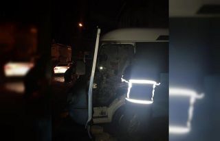 Keşan’da gece yarısı korkutan araç yangını