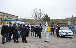 Kırsal mahalle araçlarına dezenfekte