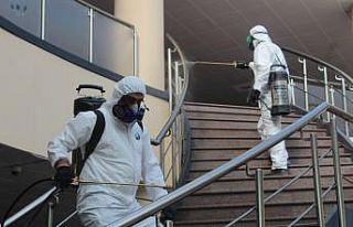 Kocaeli’de koronavirüse karşı dezenfeksiyon çalışmaları...