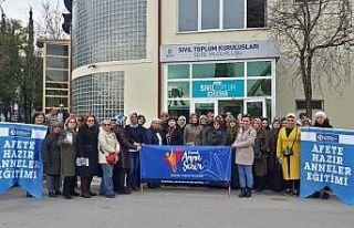 Kocaelili annelere afet eğitimi verildi