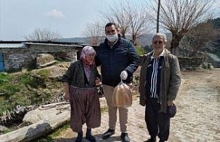 Koçarlı Belediyesi sokağa çıkamayanların yardımına...