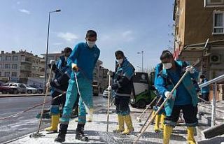 Kocasinan’da 130 personel ile mahalleler dezenfekte...