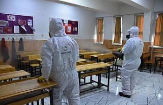 Kocasinan’da tüm kamu kurumları dezenfekte edildi