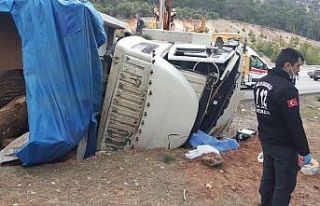 Korkuteli’de trafik kazası: 1 ölü, 1 yaralı