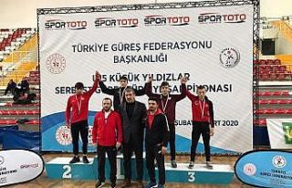 Korkutelili güreşçilerin başarısı