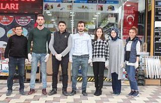 Korona nedeniyle evden çıkamayan çocuklara oyun...