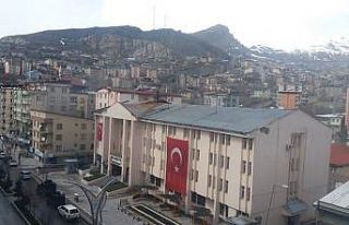 Korona virüs nedeniyle Hakkari evine çekildi