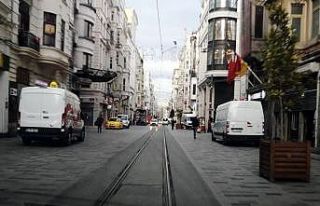 Korona virüs nedeniyle İstanbul’un caddeleri boş...