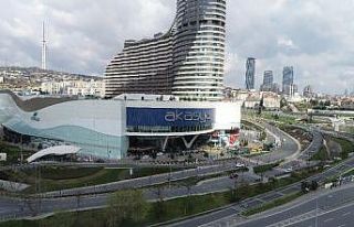 Korona virüs tedbirleri kapsamında kapatılan Akasya...