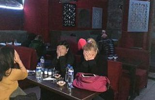 Korona virüs tedbirlerine uymayan gece kulübüne...