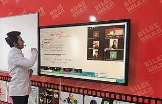 Korona virüsü deneme sınavlarına da engel olamadı