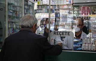 Korona virüsüne karşı Elazığ’da eczacılardan...
