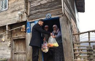 Köydeki yaşlıların ihtiyaçları muhtar ve imamlar...