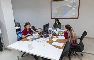 Kriz Merkezinde 65 yaş üstü vatandaşlara gıda...