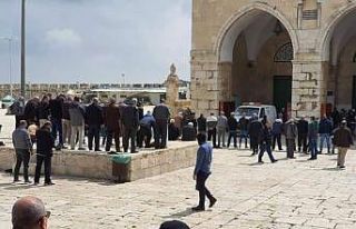Kudüs’te korona salgını nedeniyle camiler kapatıldı