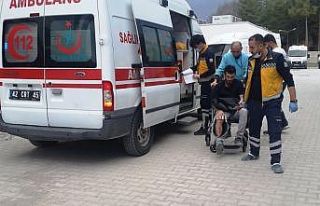 Kulu’da motosiklet kamyonete çarptı: 2 yaralı
