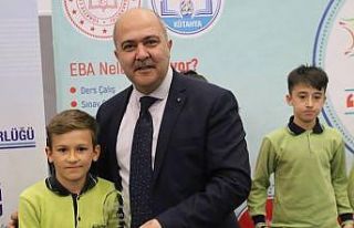 Kütahya Ağaçköy Ortaokulu tiyatro yarışmasında...