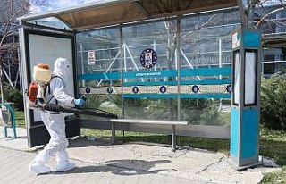 Kütahya otobüs durakları dezenfekte edildi