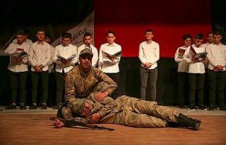 Lise öğrencileri, ‘İstiklal Marşı’ oratoryosu...