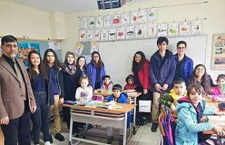 Lise öğrencilerinden, ilkokulu öğrencilerine kardeşlik...