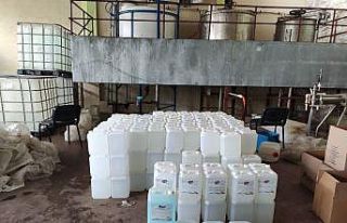 Malatya’da 2 ton 600 litre sahte dezenfektan ele...