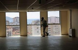 Maltepe’de devlet daireleri dezenfekte edildi