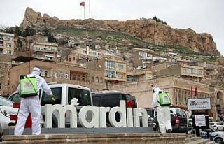 Mardin Büyükşehir Belediyesi dezenfekte çalışmalarına...
