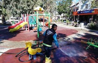 Marmaris’te kırsal mahalleler dezenfekte ediliyor