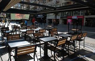 Mekanlar kapandı, sokaklar boş kaldı