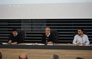 Mezitli Belediyesi Meclisi’nden şehitlere saygı