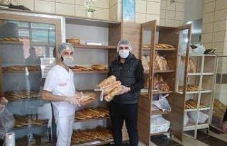 Muhtardan ’evde kal, ekmeğin bizden’ kampanyası