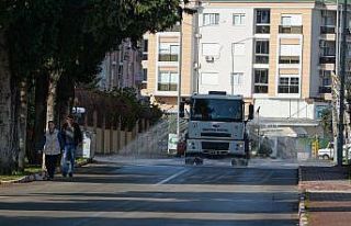 Muratpaşa’da beş mahallede dezenfekte çalışması