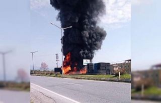 Narenciye paketleme tesisinde yangın