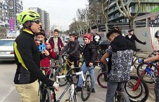 Öğrenciler çevre için pedal çevirdi
