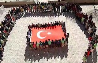 Öğrenciler Mehmetçik için tek yürek oldu