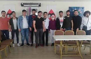 Öğrencilerden anlamlı davranış