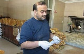 Öğrencilerden esnafa ‘korona’ broşürü