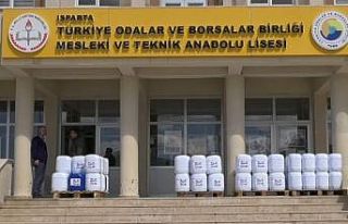 Öğretmen ve öğrenciler 55 saatte 38 ton dezenfektan...