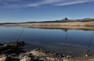 Olta balıkçılarına mesafe denetimi