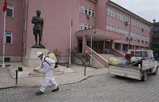 Osmancık’ta corona virüse karşı ilaçlama yapıldı