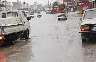 Osmaniye’de şiddetli yağmur su baskınlarına...