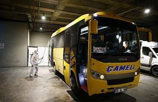 Otobüs terminalinde ilçe araçları dezenfekte ediliyor